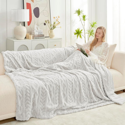 Faux Fur Throw Blanket for Couch, Jacquard Fuzzy Plush Soft Thick Winter Throw Blanket for Sofa Bed Living Room Bedroom，60"X80" Beige